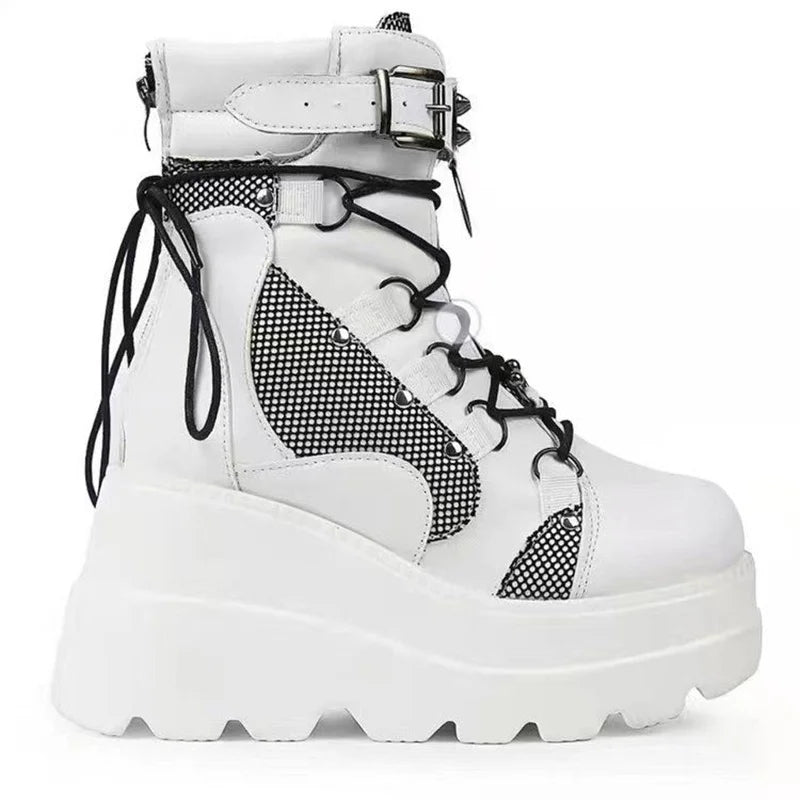 Y2K Snow Boots